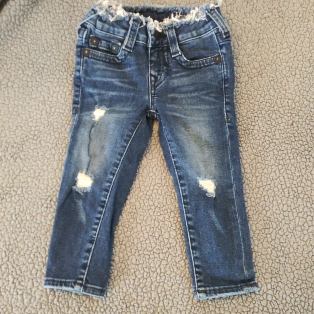 😍 True Religion Distressed Jeans